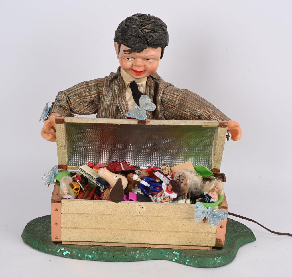 TOYMAN AUTOMATON ELECTRIC WINDOW DISPALY (1 of 5)