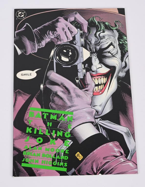 BATMAN THE KILLING JOKE 1st PRINTING COMIC BOOK (1 of 2)