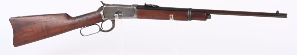 SPECIAL ORDER WINCHESTER MODEL 1892 SRC: SERIAL 30353. BARREL 20". CALIBER 38-40. MADE IN 1893. Round barrel, button magazine, ladder rear sight, saddle ring & stud, walnut stocks, carbine butt plate, blue finish. Condition. Barrel is smooth