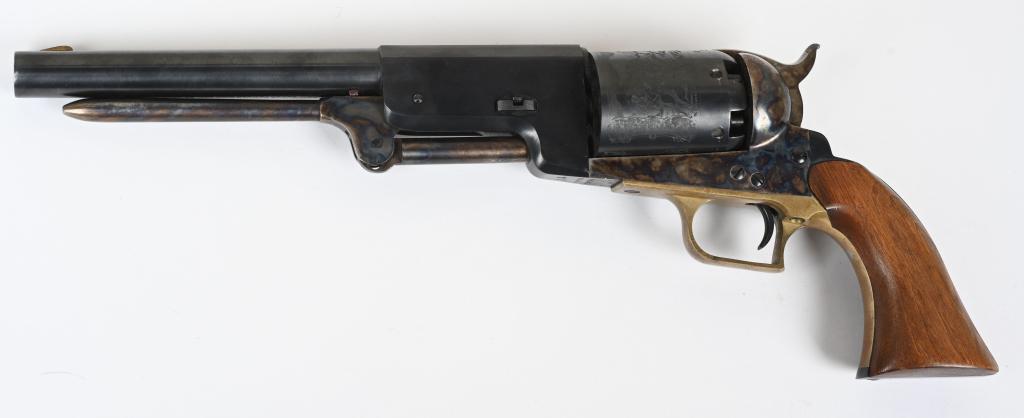 REPLICA ASM US COLT 1847 WALKER DRAGOON: SERIAL B38750. BARREL 9". CALIBER 44. Quality replica of the massive 1847 US Walker. Blue and case color, Ranger scene on cylinder, one piece walnut grips, square back brass trigger guard. Condition. 