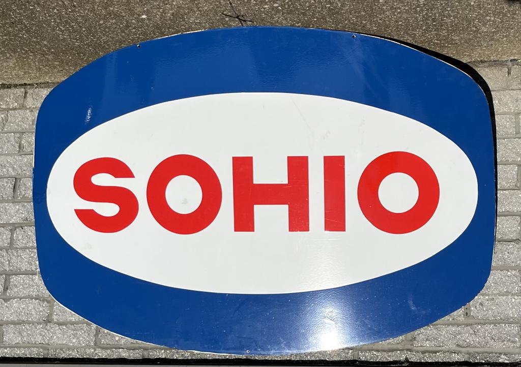 SOHIO PORCELAIN SERVICE STATION SIGN (1 of 2)
