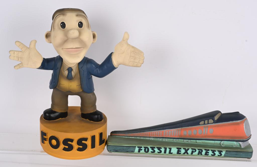 2- FOSSIL WATCH ADVERTISING FIGURES (1 of 2)