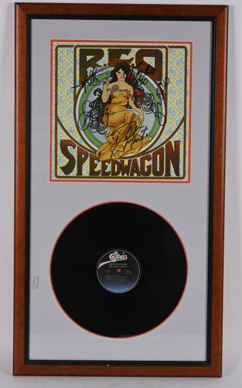 REO SPEEDWAGON AUTOGRAPHED ALBUM FRAMED (1 of 3)