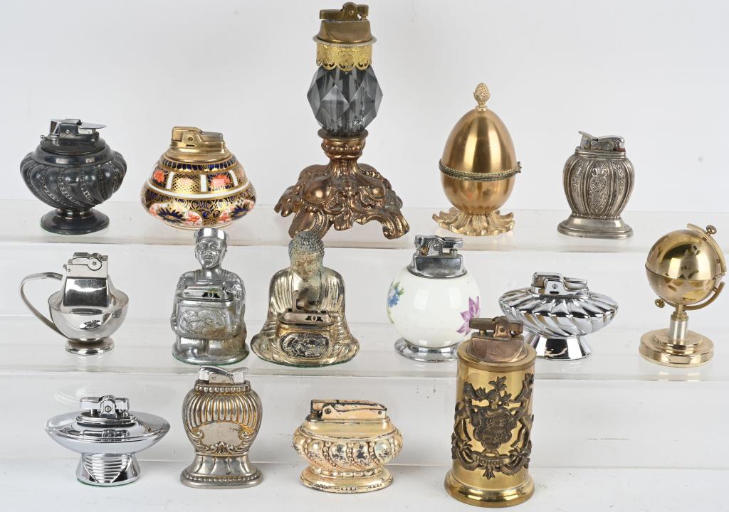 15- TABLE CIGARETTE LIGHTERS (1 of 4)