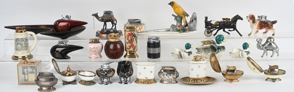 HUGE LOT TABLE CIGARETTE LIGHTERS (1 of 4)