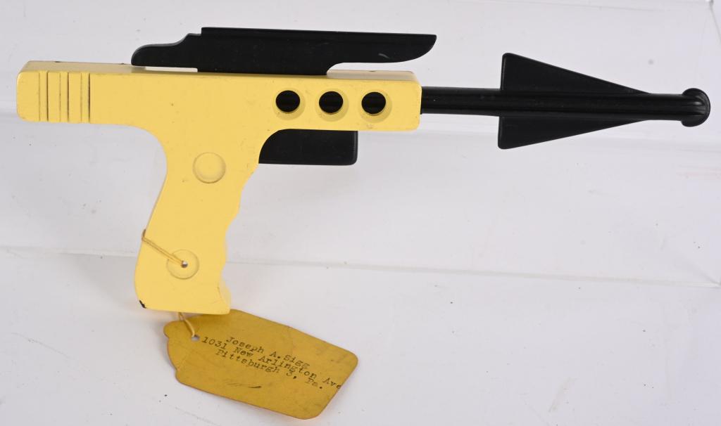 PATENT MODEL "SPACE GUN" BY JOSEPH SIGG: Original patent model for Space Gun. Done by Joseph Siggs of Pittsburg Pa. Comes with original Patent Tag. 10" Excellent