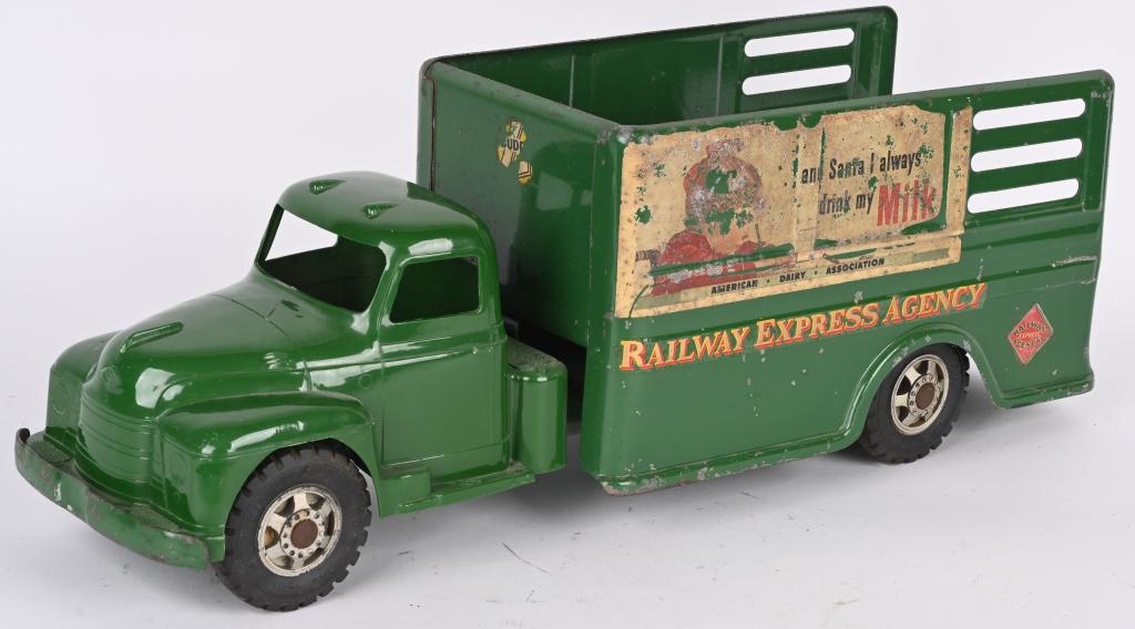 BUDDY L RAILWAY EXPRESS ICE CREAM & MILK TRUCK: All original with plastic cab. Has original Ice Cream and Milk Decals. 21" Very Good