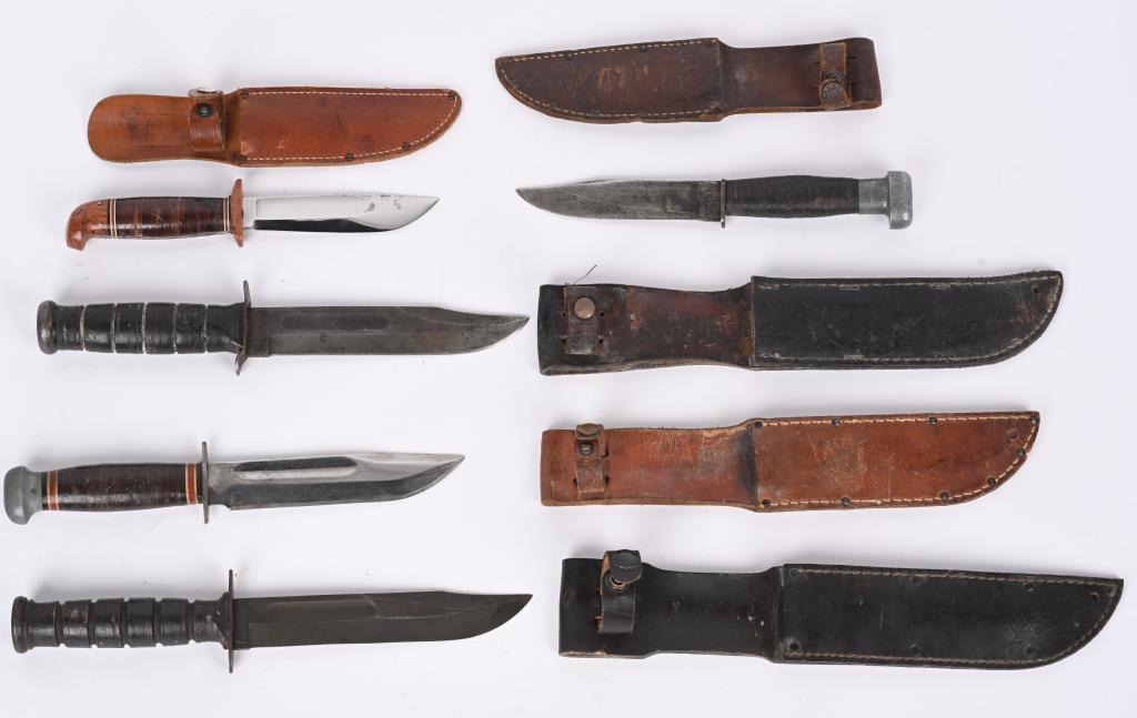 LOT OF 5 WW2 VINTAGE KNIVES: USN Geneva Forge MKII with scabbard, US Camillus Ka-bar pattern knife with scabbard, Western Boulder Colorado MKII pattern knife with scabbard, PAL RH30 fighting knife with scabbard, USMC marked Ka-ba