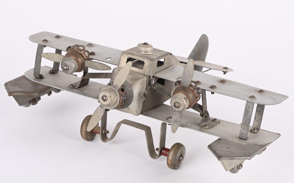 METALCRAFT BUILD-A-AIRPLANE KIT: Fully assembled. 12" Excellent