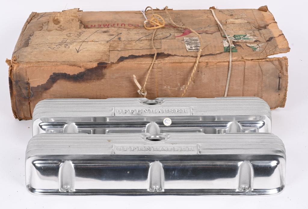 NOS OFFENHAUSER #5188 ALUMINUM VALVE COVERS (1 of 4)