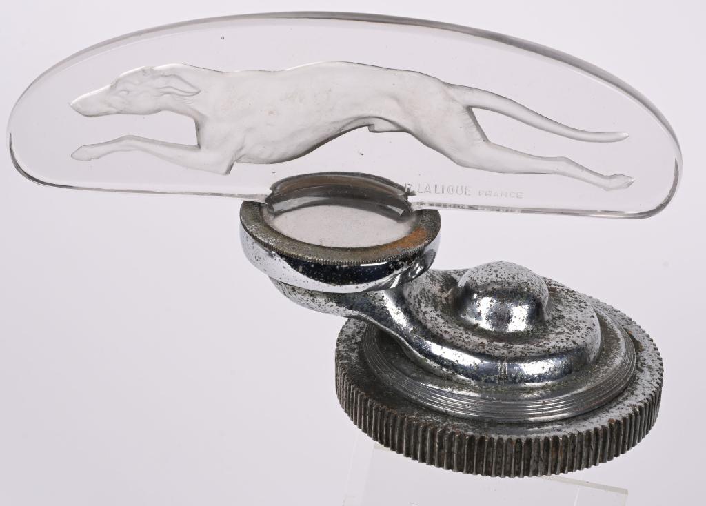 LALIQUE CRYSTAL GREYHOUND HOOD ORNAMENT (1 of 3)