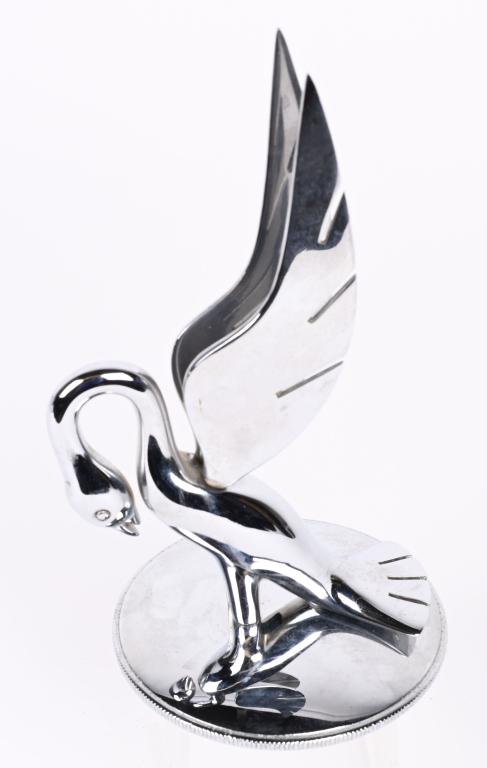 1930s PACKARD V12 CORMORANT HOOD ORNAMENT (1 of 3)