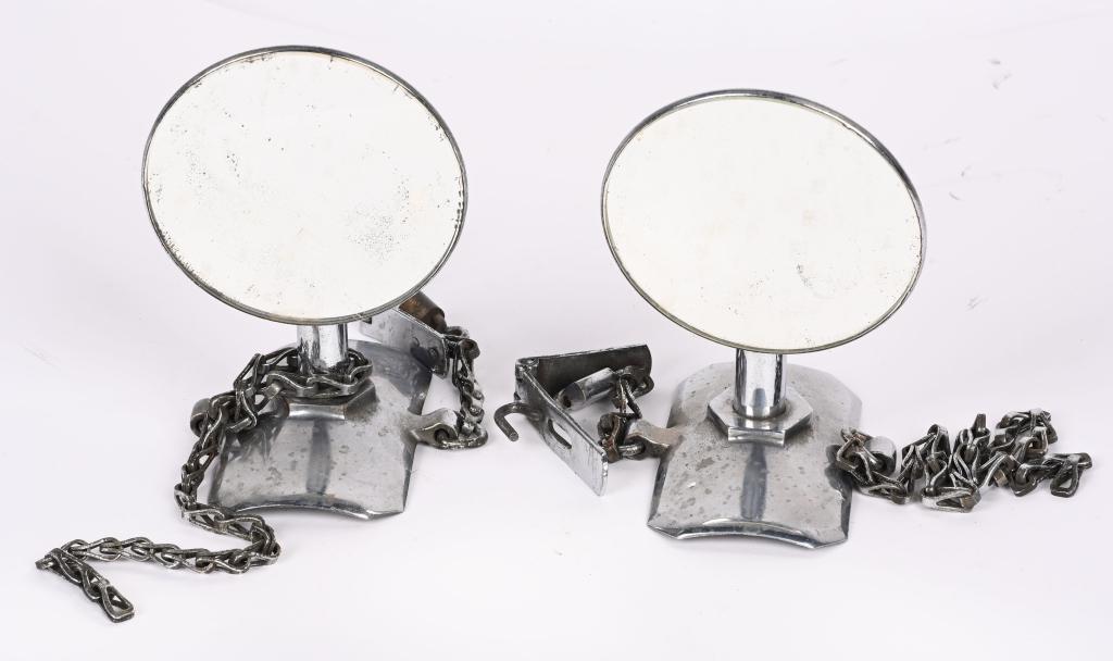 PAIR OF ACCESSORY SIDE MOUNT MIRRORS (1 of 2)