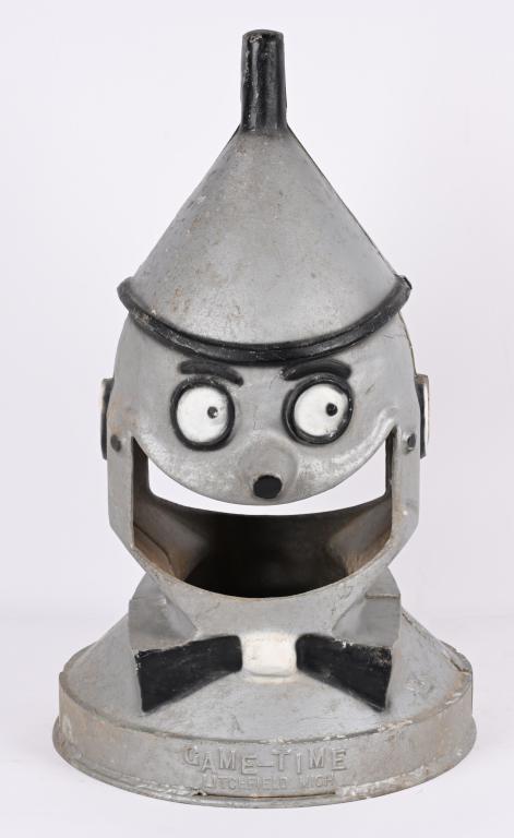 GAME TIME TIN MAN TRASH CAN COVER (1 of 5)