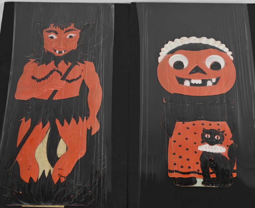 6- VINTAGE HALLOWEEN DIECUT DECORATIONS (1 of 6)
