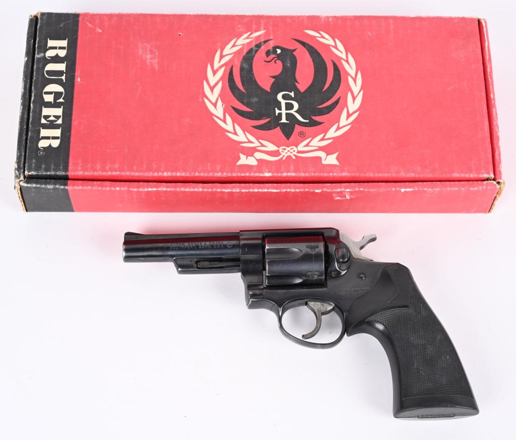 RUGER POLICE SERVICE SIX DOUBLE ACTION REVOLVER: SERIAL NUMBER: 152-26339. BARREL: 4". CALIBER: .357 MAGNUM. MANUFACTURED: 1976. Standard markings, including the typical "MADE IN THE 200TH YEAR OF AMERICAN LIBERTY" marked on the left side of the fra