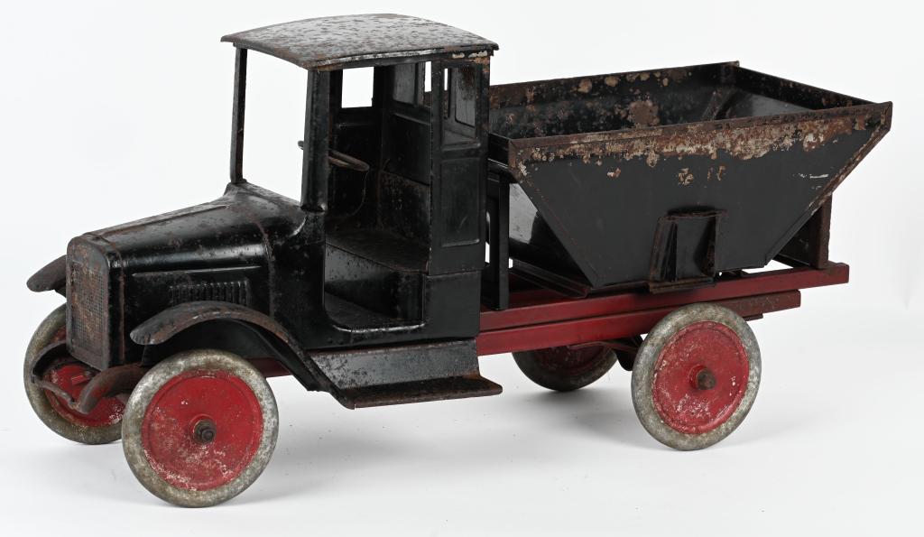 BUDDY L PRESSED STEEL COAL TRUCK: Buddy L Pressed Steel Coal Truck. All original condition. Has decent paint. Great for display or restoration. Hard to find truck. 25" Very Good