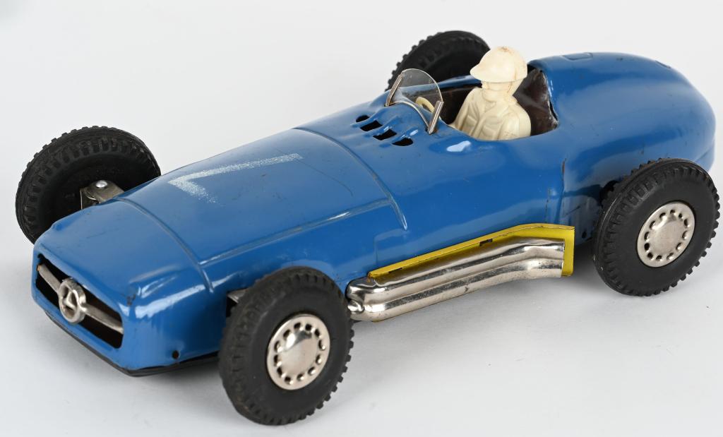 JNF TIN FRICTION #7 MERCEDES BENZ RACE CAR (1 of 5)