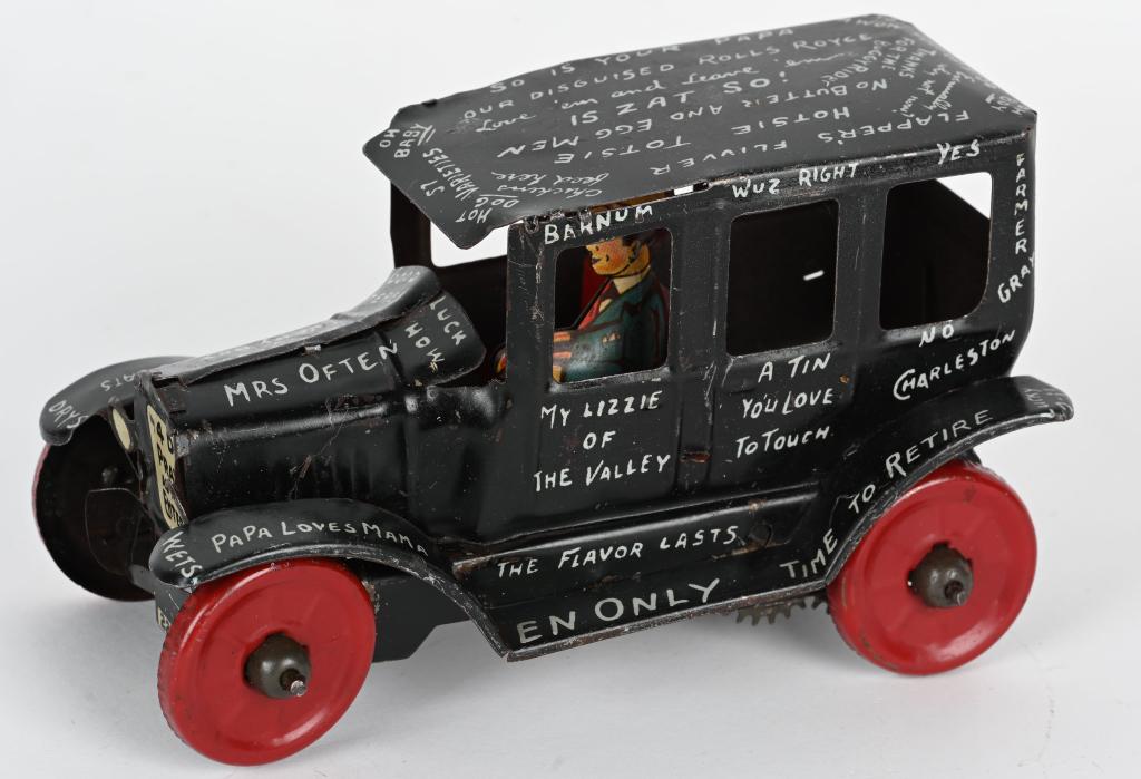 MARX TIN WINDUP OLD JALOPY (1 of 5)