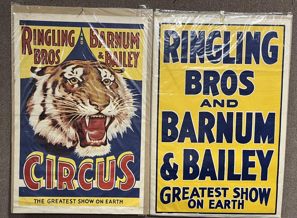 2- RINGLING BROS & BARNUM & BAILEY CIRCUS POSTERS (1 of 3)