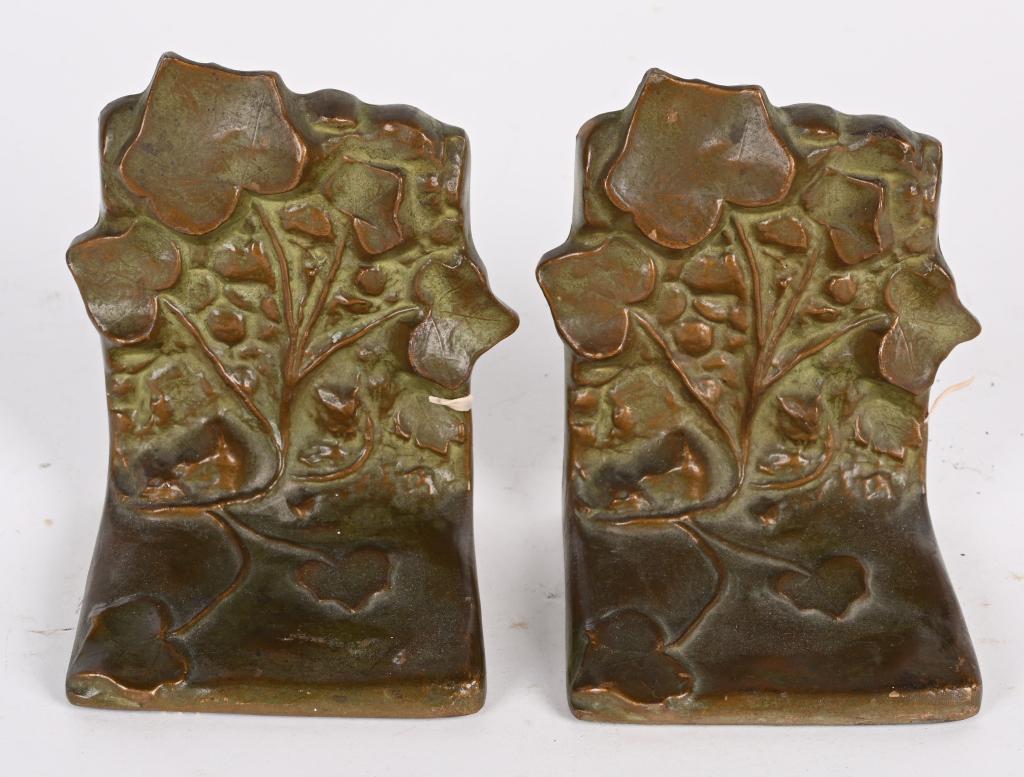 McCLELLAND BARCLAY IVY BRONZE BOOKENDS (1 of 4)