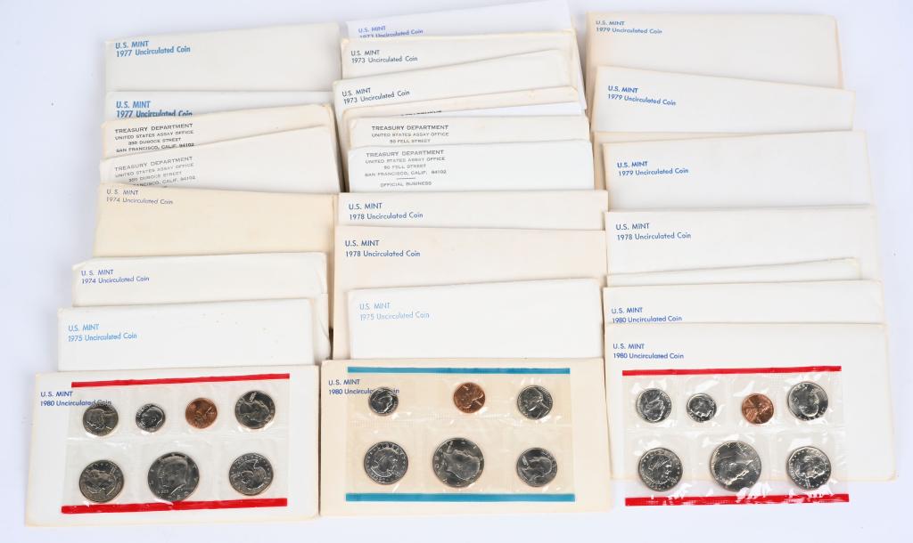39- US MINT SETS 1970-1980 (1 of 5)