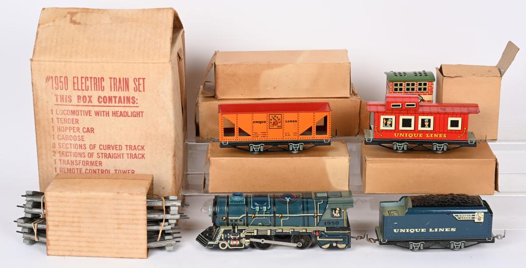 UNIQUE ART No. 1950 BOXED TRAIN SET (1 of 4)
