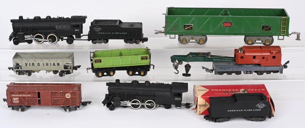 AMERICAN FLYER TRAIN LOT (1 of 2)
