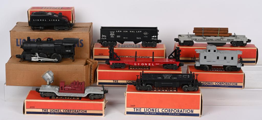 LIONEL #1615 ENGINE & FREIGHT CARS (1 of 5)