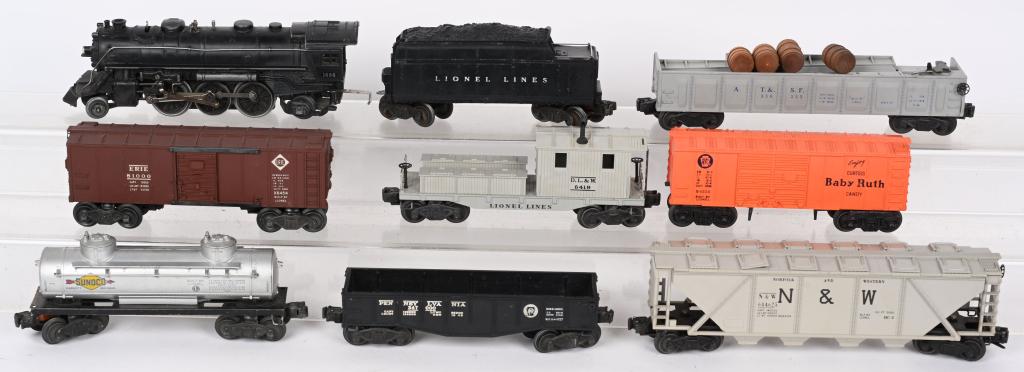 LIONEL #1666 ENGINE & FREIGHT CARS (1 of 2)