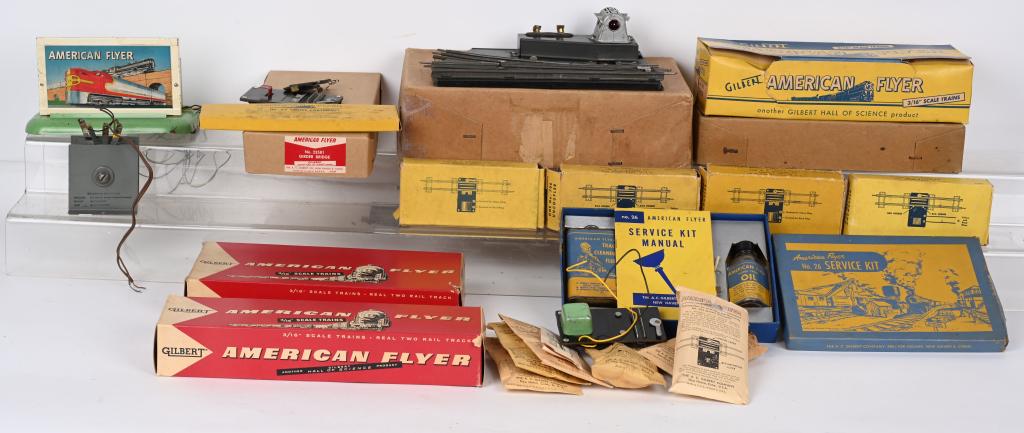 AMERICAN FLYER ACCESSORIES (1 of 5)