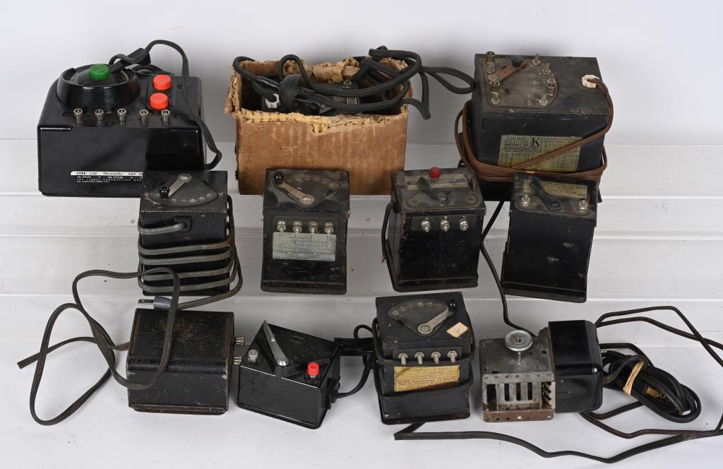 11- LIONEL TRANSFORMERS (1 of 1)