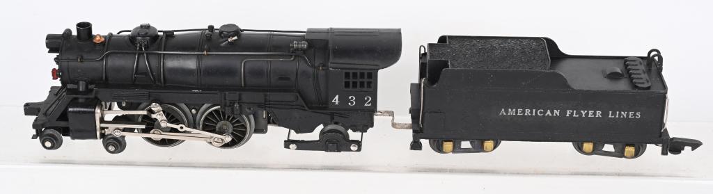 AMERICAN FLYER #432 ENGINE & TENDER (1 of 3)