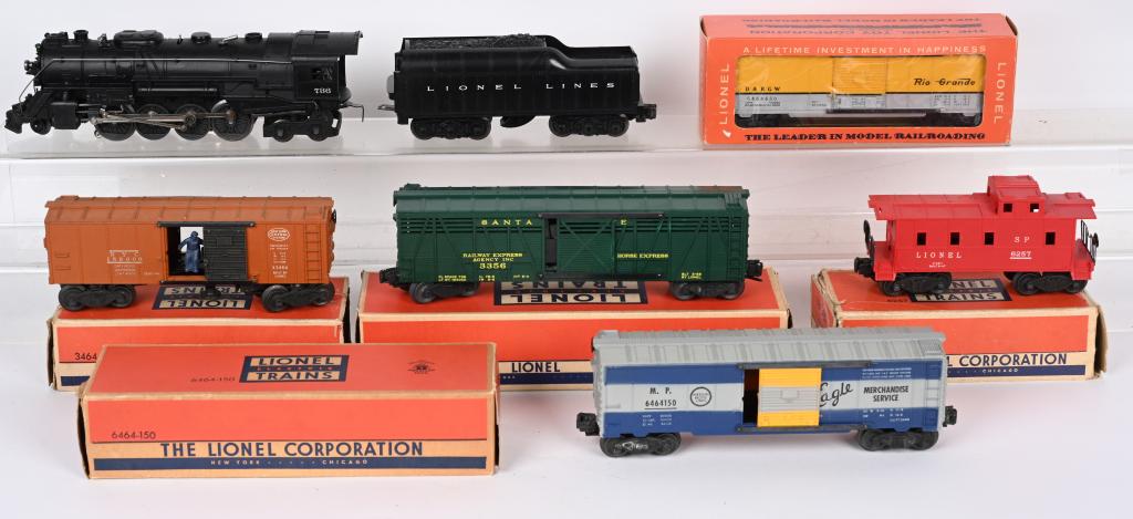 LIONEL #736 ENGINE & FREIGHT CARS (1 of 4)