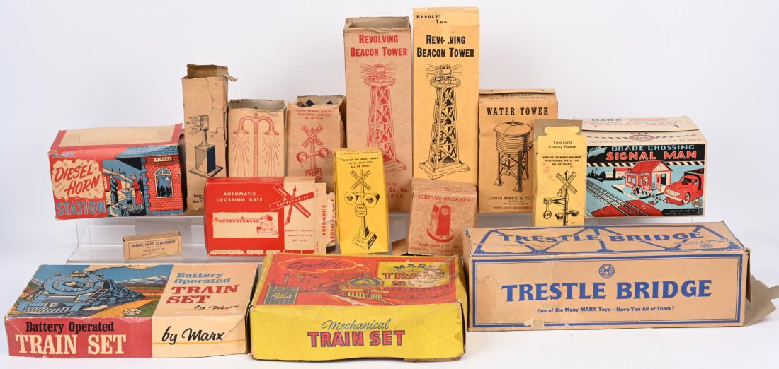 LARGE LOT OF MARX TRAIN SET & ACCESSORIES w/ BOXES (1 of 6)