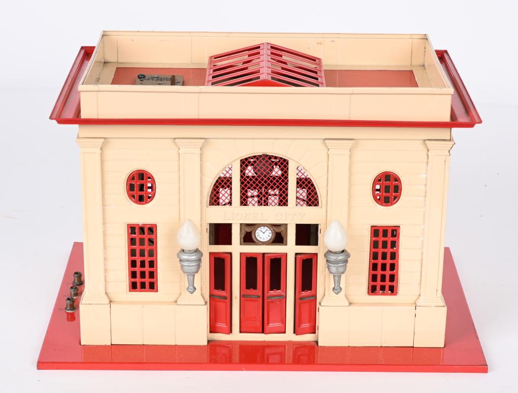 LIONEL #115 CITY STATION (1 of 4)