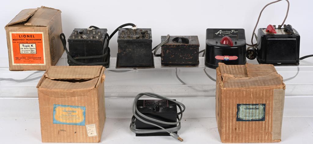 LOT OF 10 TRANSFORMERS (1 of 2)