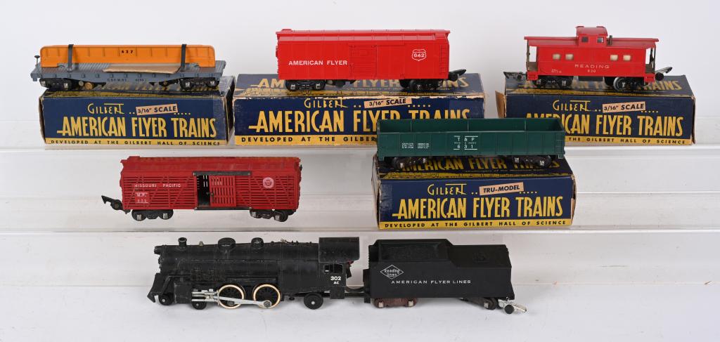 AMERICAN FLYER 302 LOCOMOTVE, TENDER & 5 CARS (1 of 2)