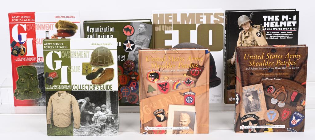 US MILITARY REFERENCE†BOOK LOT HELMET INSIGNIA WW2: US Military Reference†book lot to include 1)†United States Army Shoulder Patches and Related Insignia from WW I - Korea Vol 1 by Schiffer Publishing 2) United States Army Shoulder Patches 