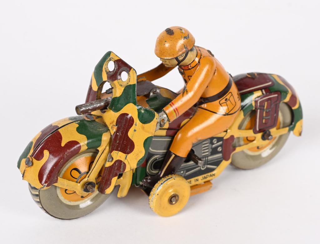 JAPAN TIN WINDUP MILITARY MOTORCYCLE (1 of 4)