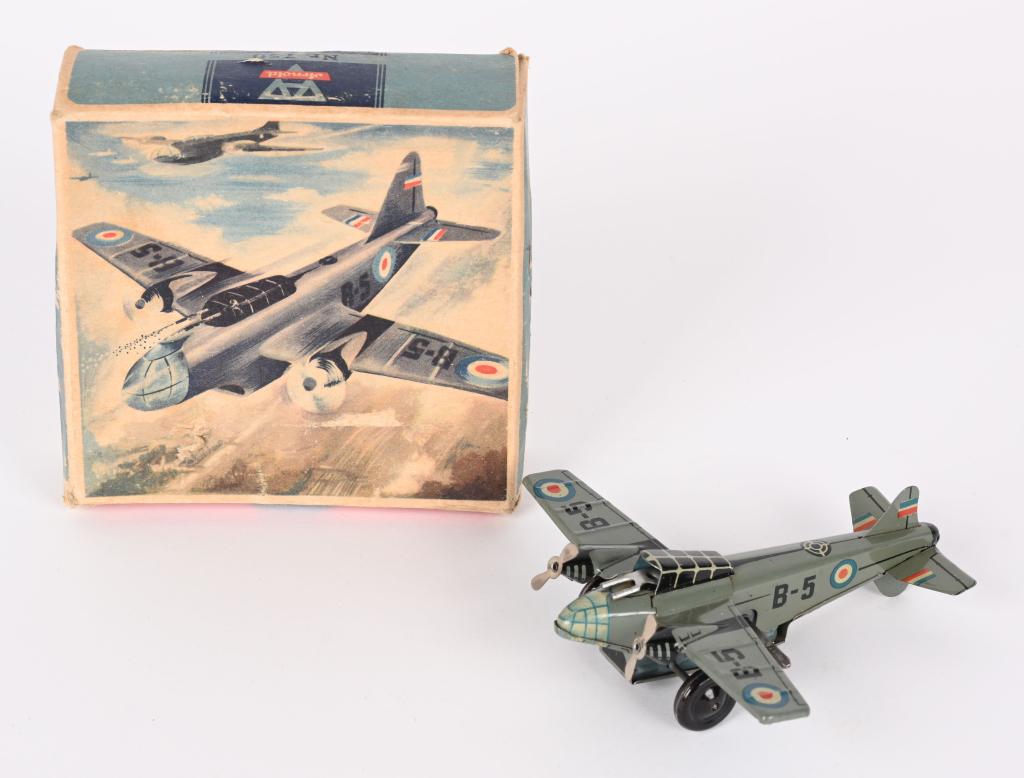 ARNOLD US ZONE GERMANY TIN WINDUP AIRPLANE w/BOX (1 of 7)