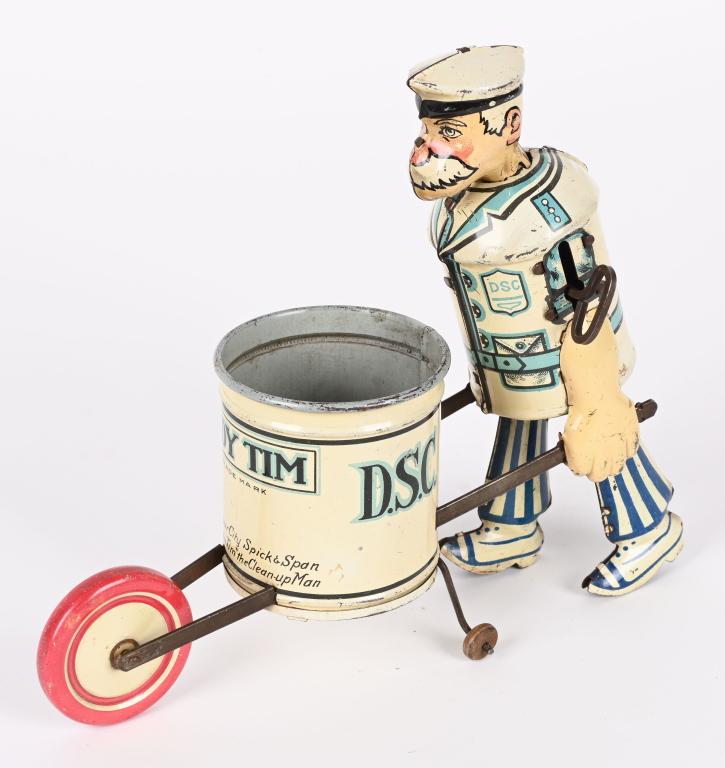 MARX TIN WINDUP TIDY TIM STREEP SWEEPER: All original and in great shape. Windup works. Nice early Marx toy. 9" Excellent