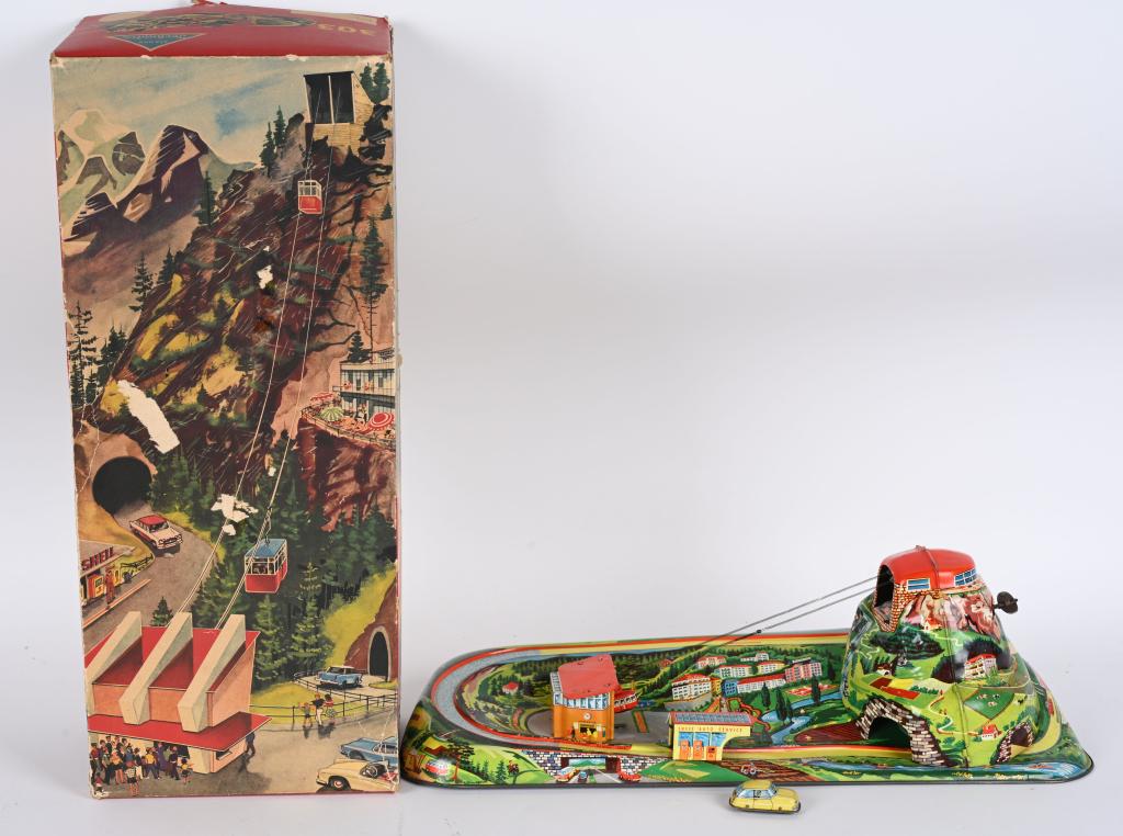 TECHNOFIX WINDUP CABLE CAR w/ BOX (1 of 3)