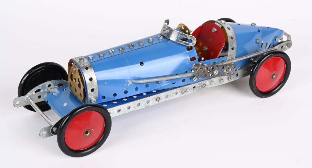 MECCANO BOAT TAIL RACE CAR (1 of 5)