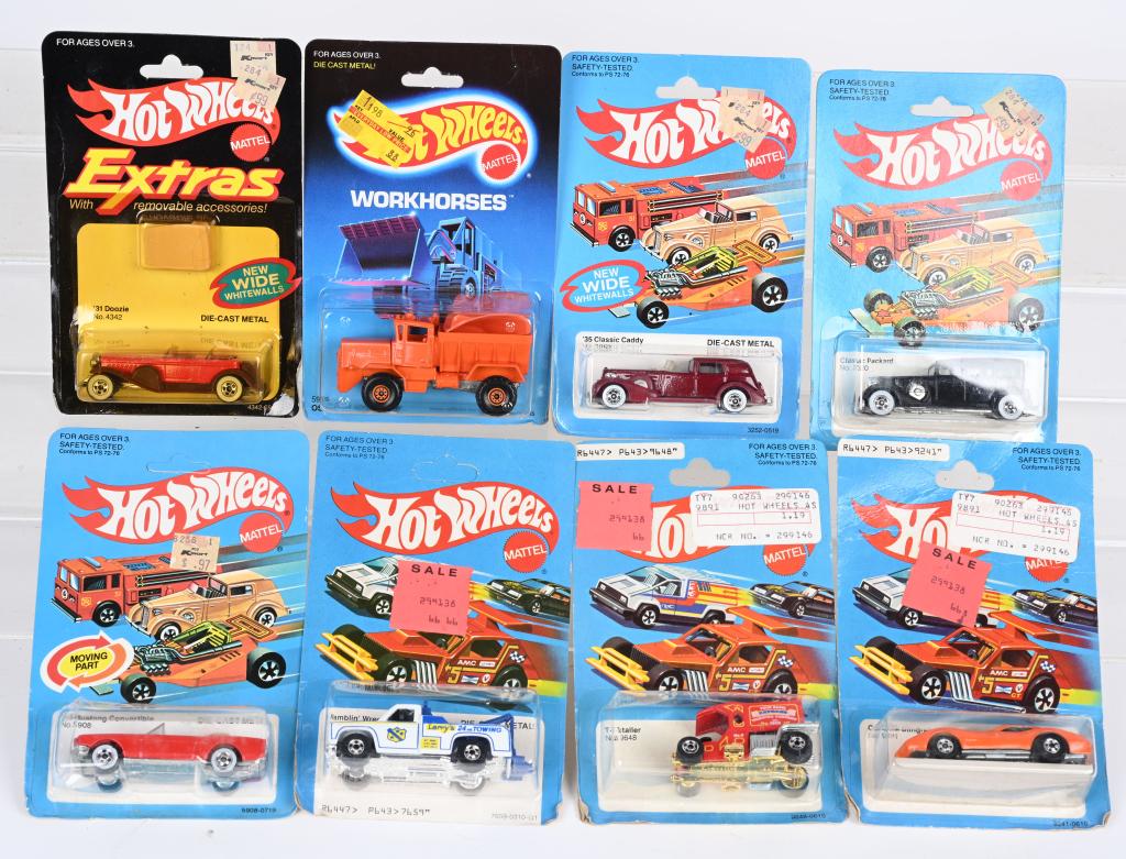 8 VINTAGE HOT WHEELS MOCs (1 of 5)