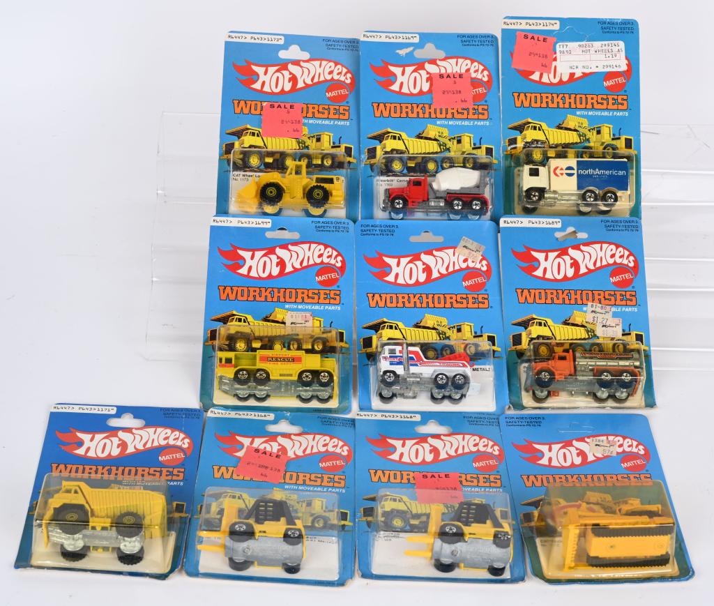10- VINTAGE HOT WHEELS WORKHORSES MOCs (1 of 5)