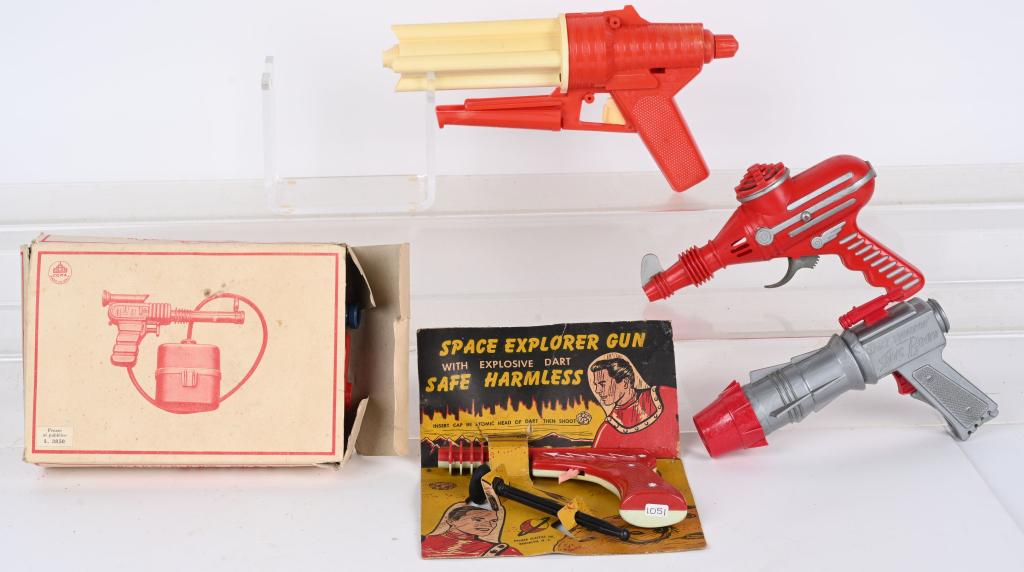 5- VINTAGE SPACE RAY GUNS (1 of 4)