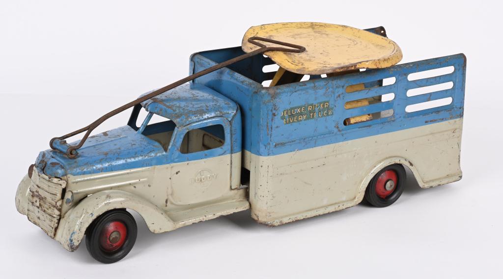 1937 BUDDY L INTERNATIONAL RIDE-ON DELIVERY TRUCK (1 of 5)