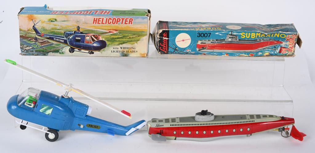 SUBMARINE & HELICOPER w/ BOXES (1 of 3)