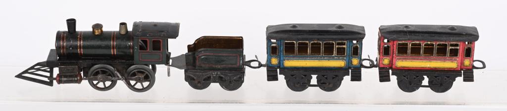 GERMAN TIN WINDUP TRAIN SET (1 of 4)
